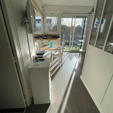 Le Baulois Apartament *